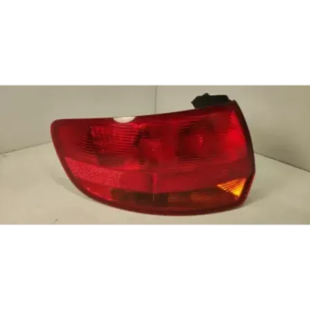 Feu arriere gauche audi a3 8p