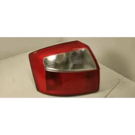 Feu arriere droit audi a4 8e b6/b7