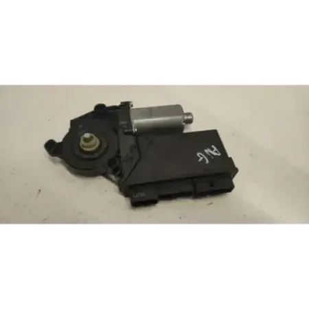 Moteur leve-glace avant gauche audi a4 8e b6/b7