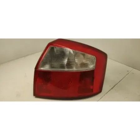 Feu arriere gauche audi a4 8e b6/b7
