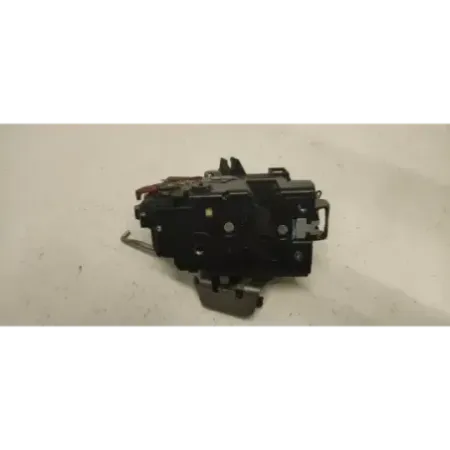 Serrure porte arriere gauche audi a4 8e b6/b7