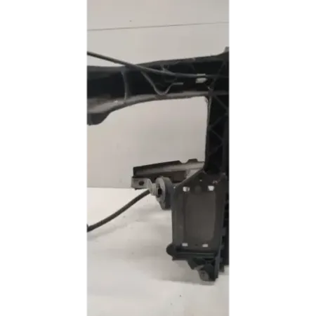 Armature avant bmw serie 1 e87/e81