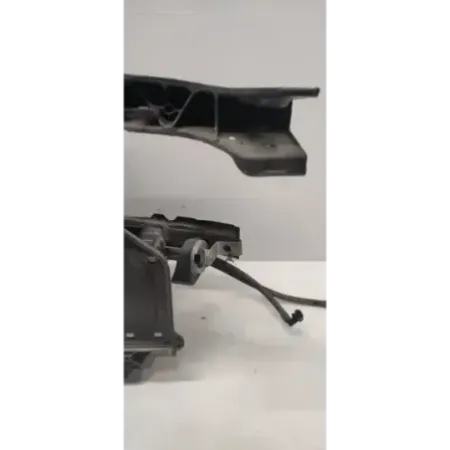 Armature avant bmw serie 1 e87/e81