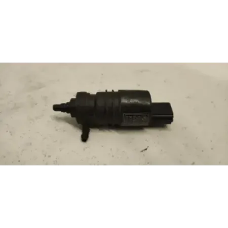 Pompe lave-glace avant bmw serie 1 e87/e81