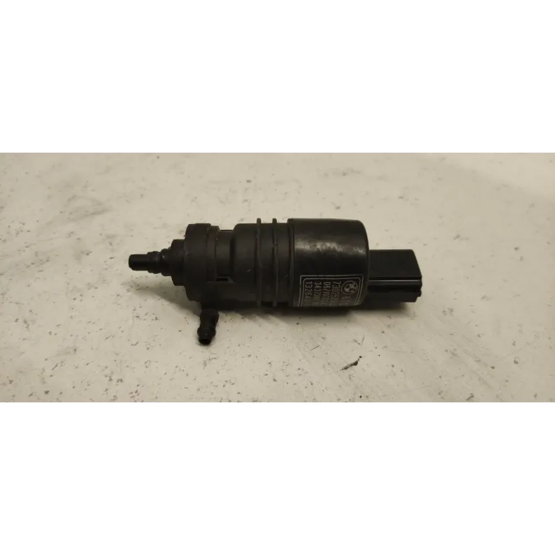 Pompe lave-glace avant bmw serie 1 e87/e81