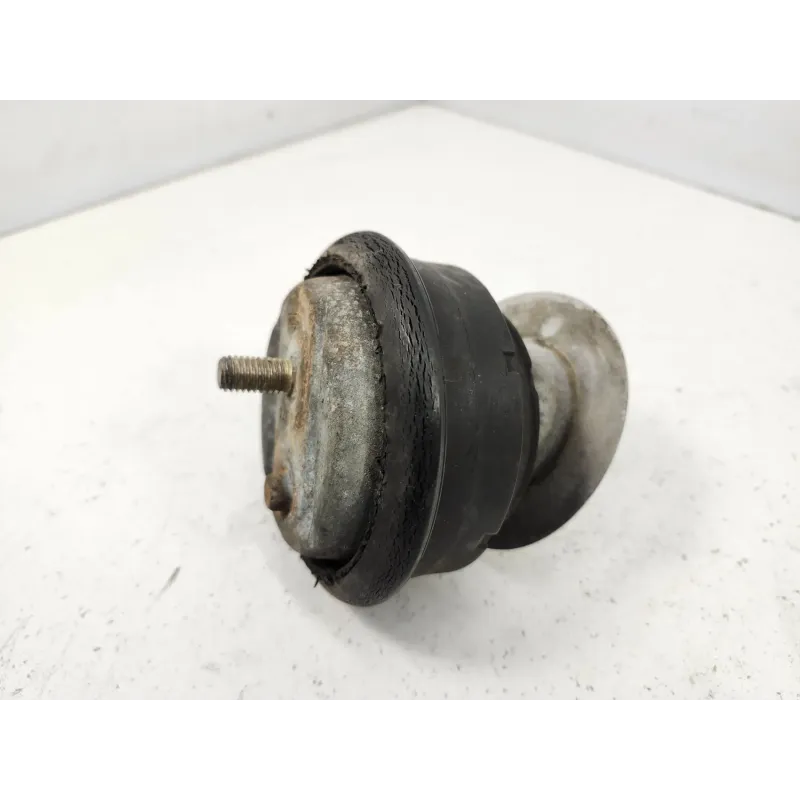 Silentbloc moteur avant droit bmw m3