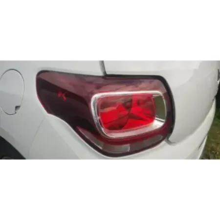 Feu arriere gauche citroen ds3