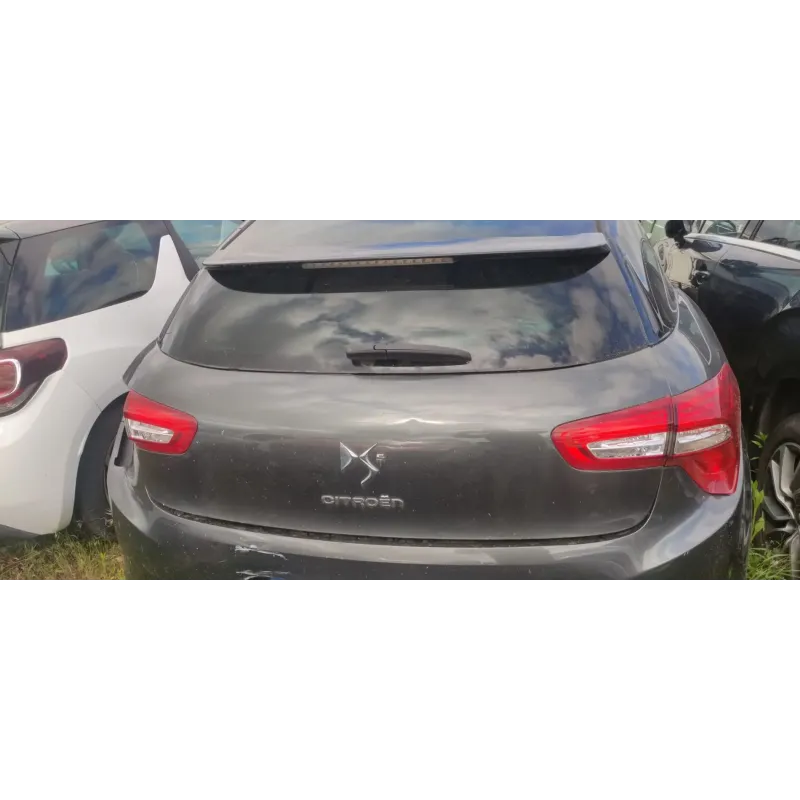 Malle / hayon / coffre citroen ds5