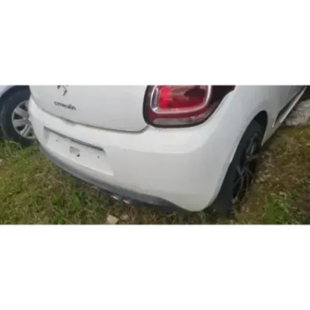 Pare-choc arriere citroen ds3