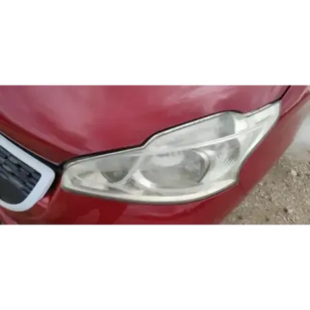 Phare gauche peugeot 208
