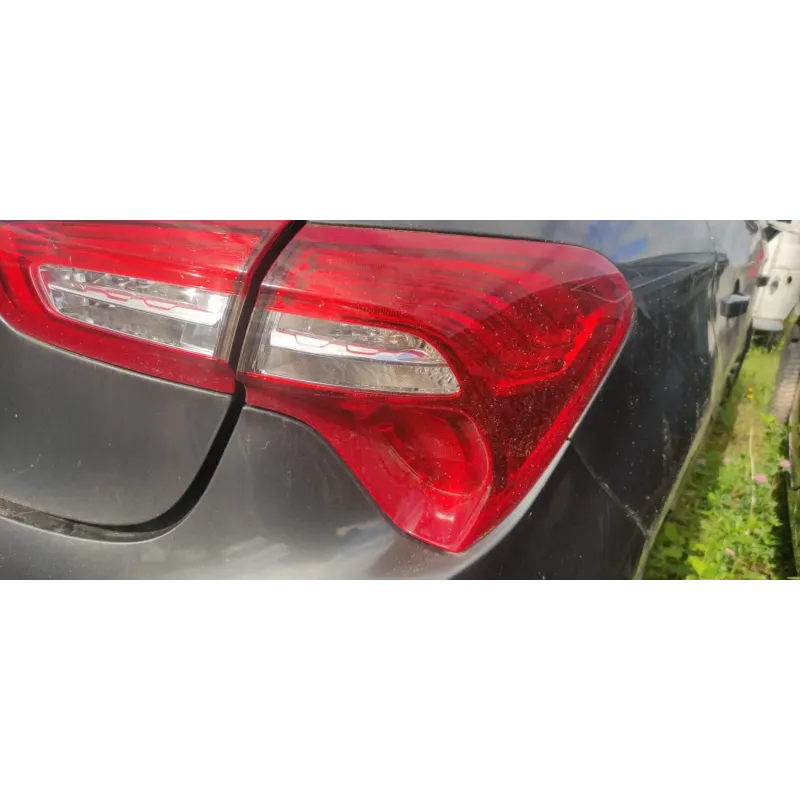Feu arriere droit citroen ds5