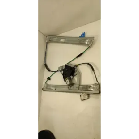 Mecanisme + moteur de leve-glace avant droite peugeot 208
