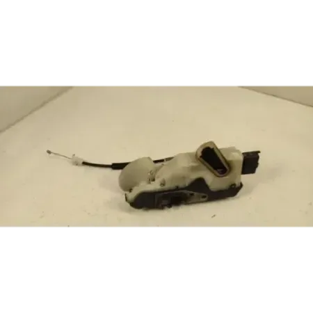 Serrure porte avant gauche peugeot 208