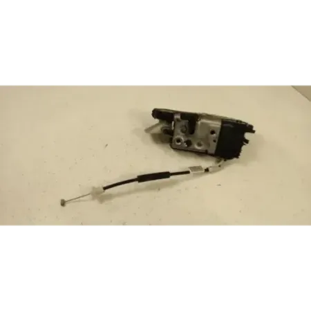 Serrure porte avant gauche peugeot 208