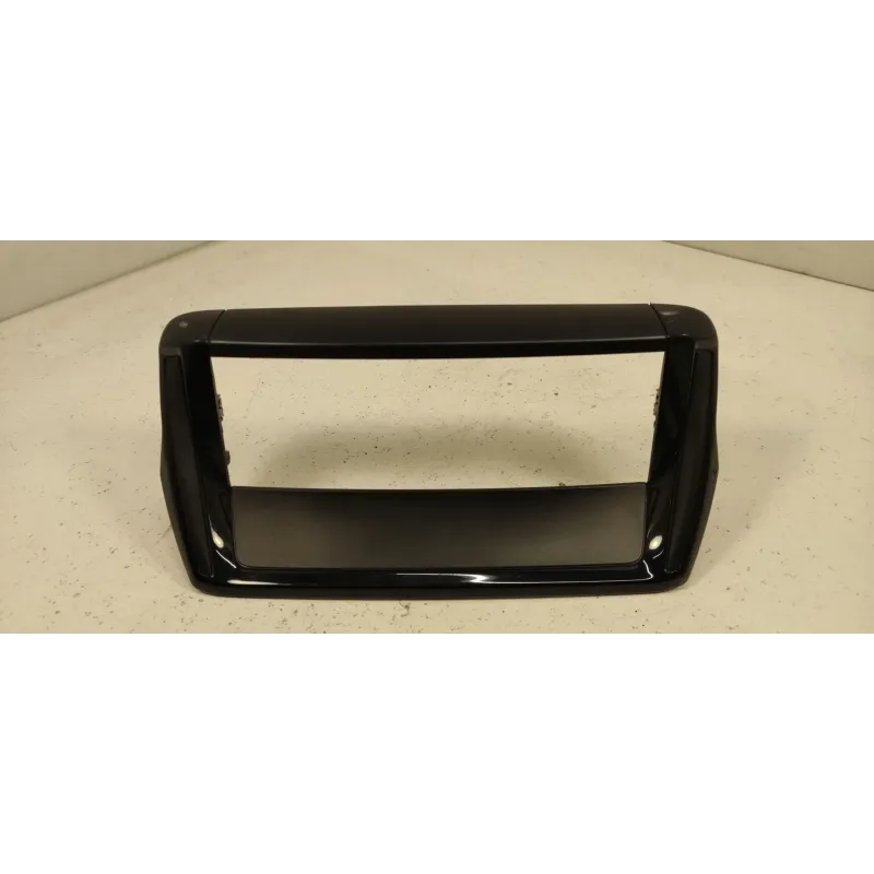 Insert decoratif peugeot 208