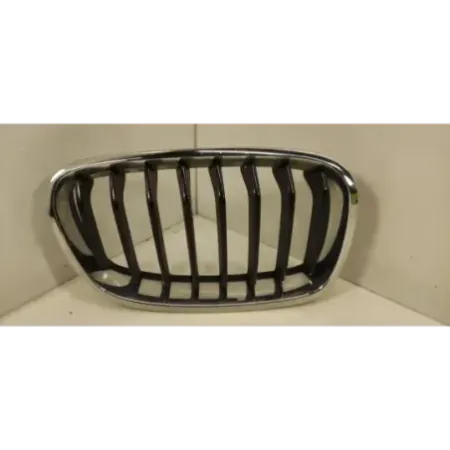 Calandre droit bmw serie 1 f20/f21