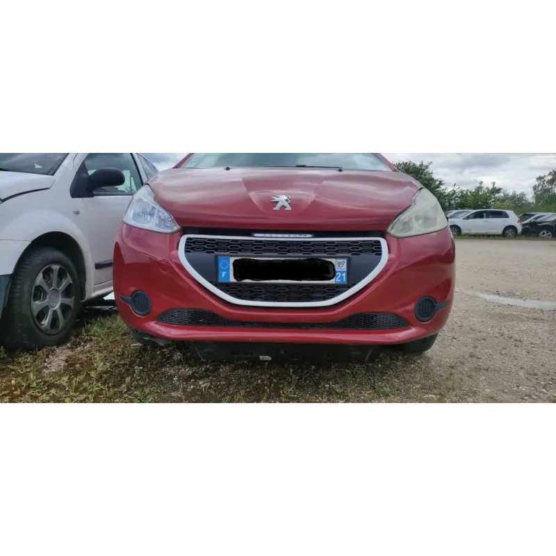 Pare-choc avant peugeot 208