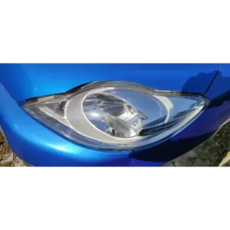 Phare gauche peugeot 107
