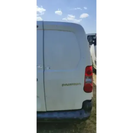 Porte battante arriere droit peugeot partner
