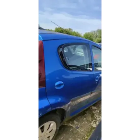 Porte arriere droite peugeot 107