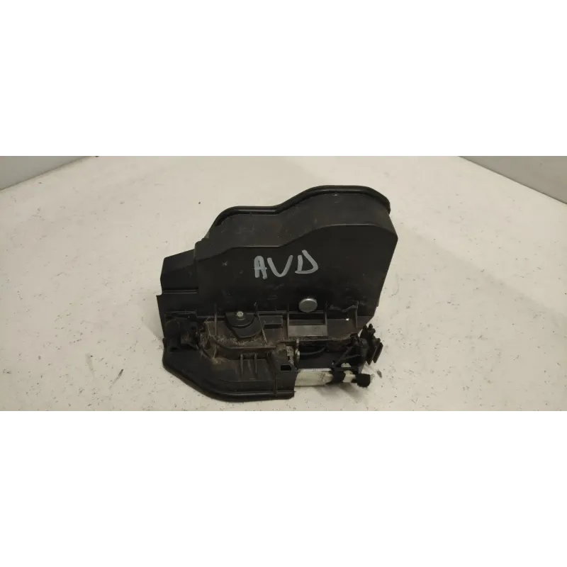 Serrure porte avant droit bmw serie 1 f20/f21
