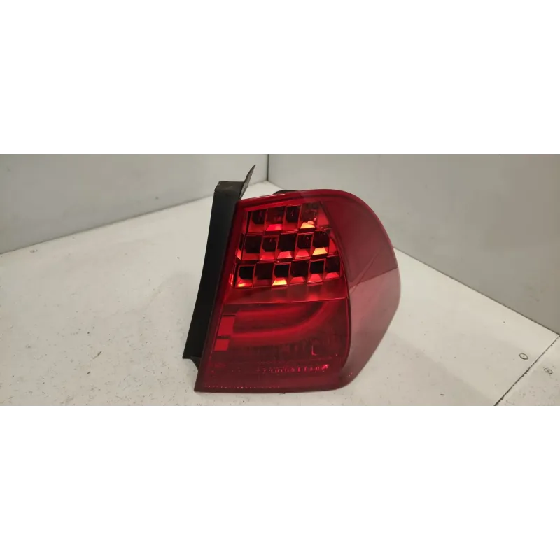 Feu arriere droit bmw serie 3 e90/e91