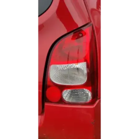 Feu arriere droit renault twingo 2