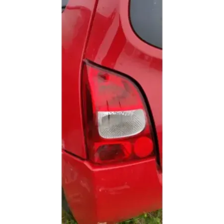 Feu arriere gauche renault twingo 2