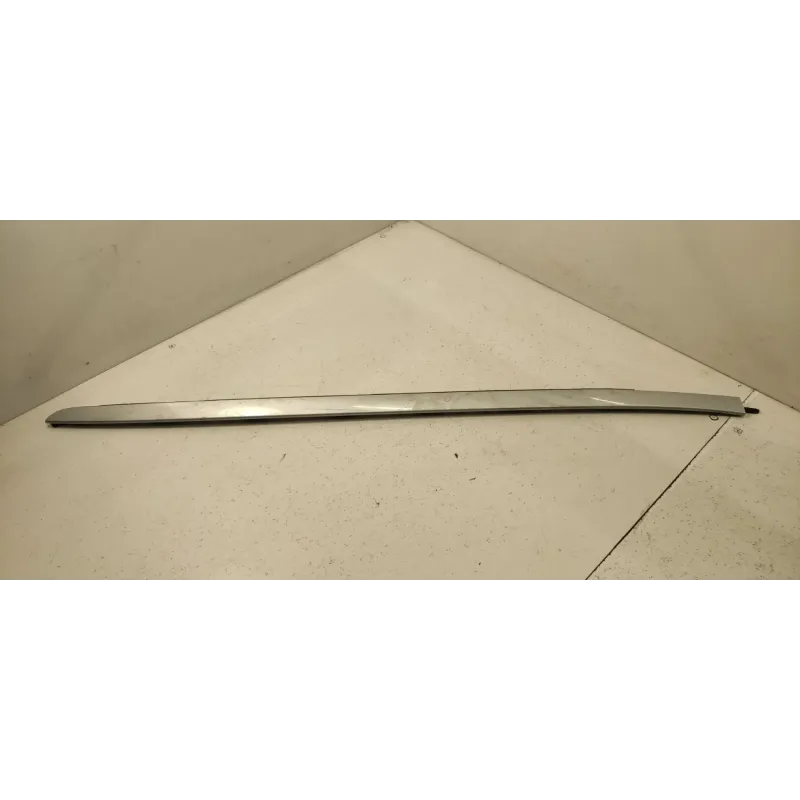 Baguette lateral pare-brise gauche bmw x5 f15