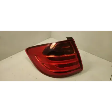 Feu arriere gauche bmw serie 3 f30/f31