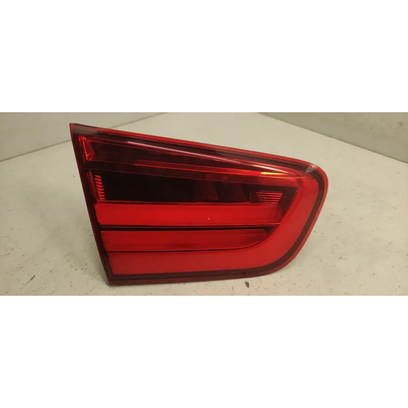 Feu arriere interieur gauche bmw serie 1 f20/f21
