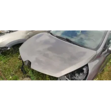 Capot renault clio 4 iv