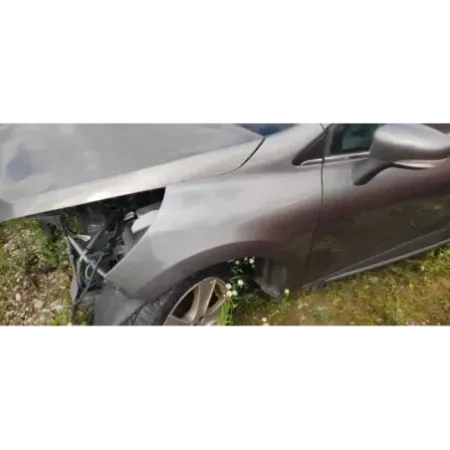 Aile avant gauche renault clio 4 iv