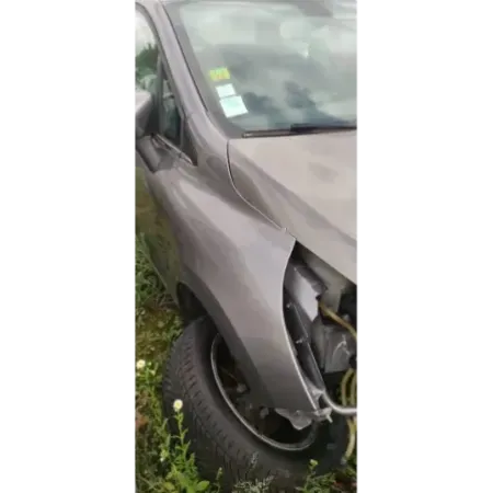 Aile avant droite renault clio 4 iv
