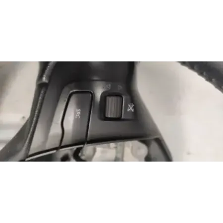 Volant direction peugeot 208