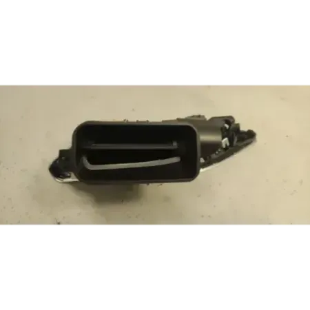 Grille aeration avant gauche peugeot 208