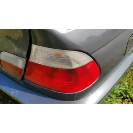 Feu arriere droit bmw serie 3 e46