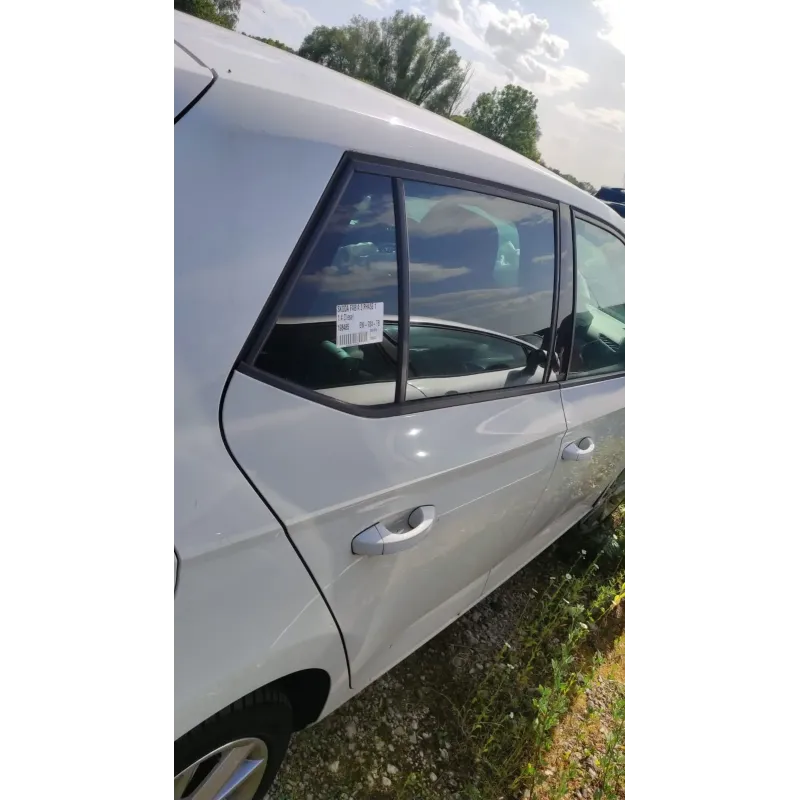 Porte arriere droite skoda fabia mk3 nj