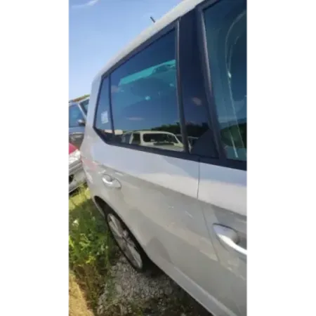 Porte arriere droite skoda fabia mk3 nj