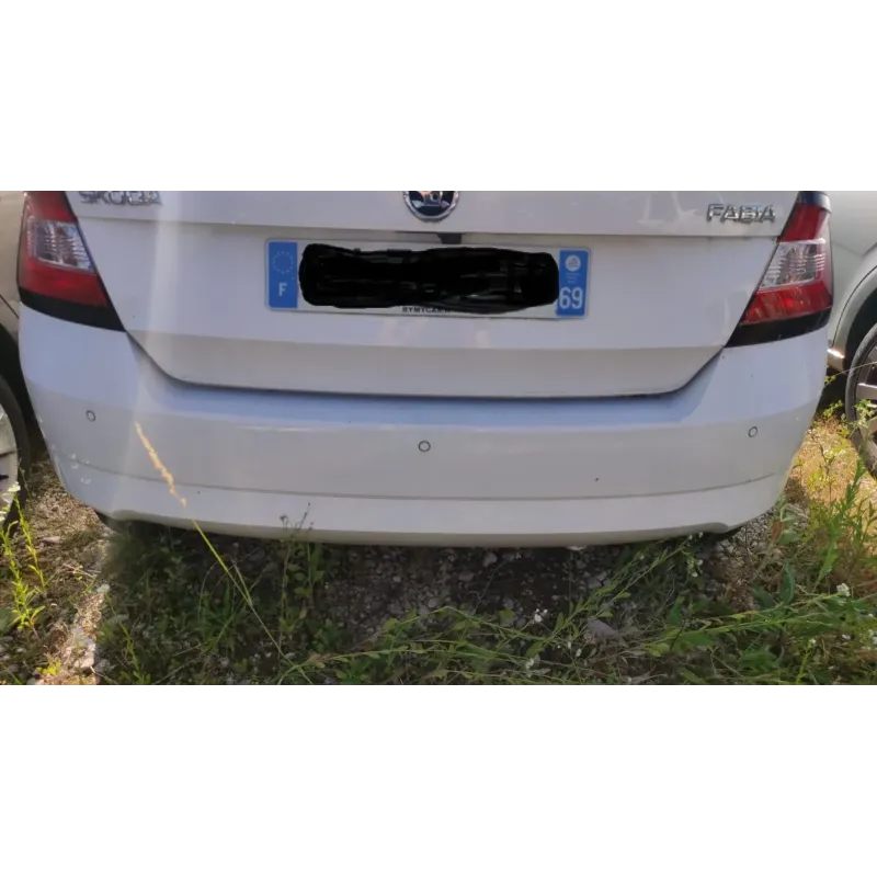 Pare-choc arriere skoda fabia mk3 nj