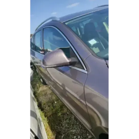 Porte avant droite skoda superb 3t