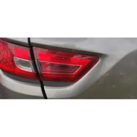 Feu arriere interieur gauche renault clio 4 iv