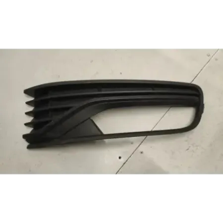Grille de pare choc avant droit volkswagen polo 6r/6c v