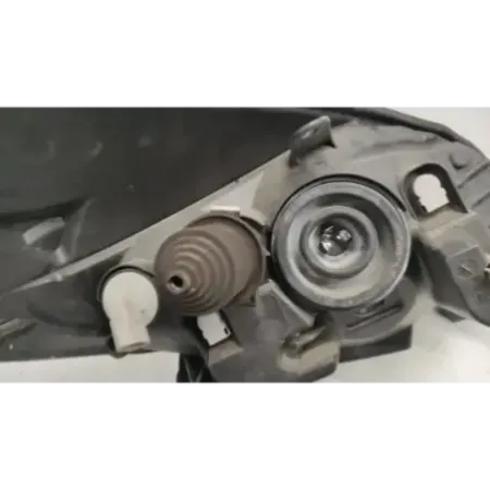 Phare gauche dacia sandero 1 i