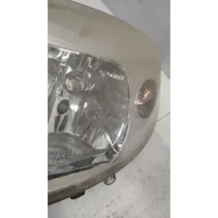 Phare gauche dacia sandero 1 i