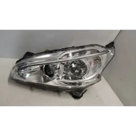 Phare gauche peugeot 208