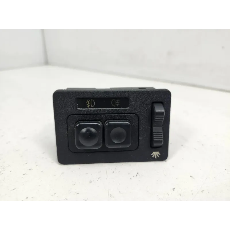 Bouton d'anti brouillard bmw serie 5 e28
