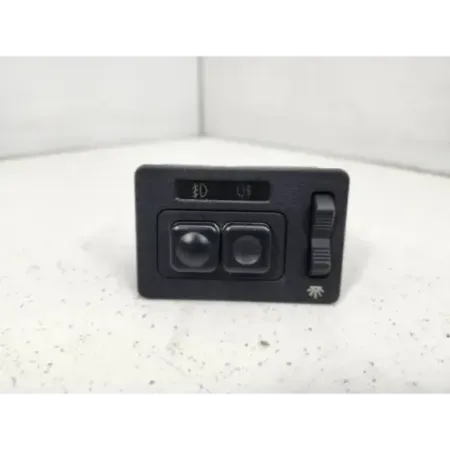 Bouton d'anti brouillard bmw serie 5 e28