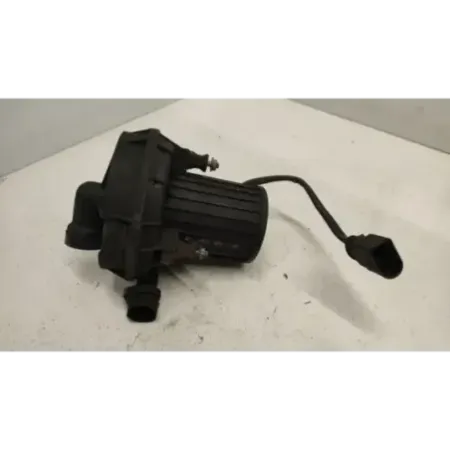 Pompe a air secondaire audi a4 8k b8