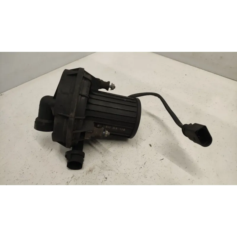 Pompe a air secondaire audi a4 8k b8